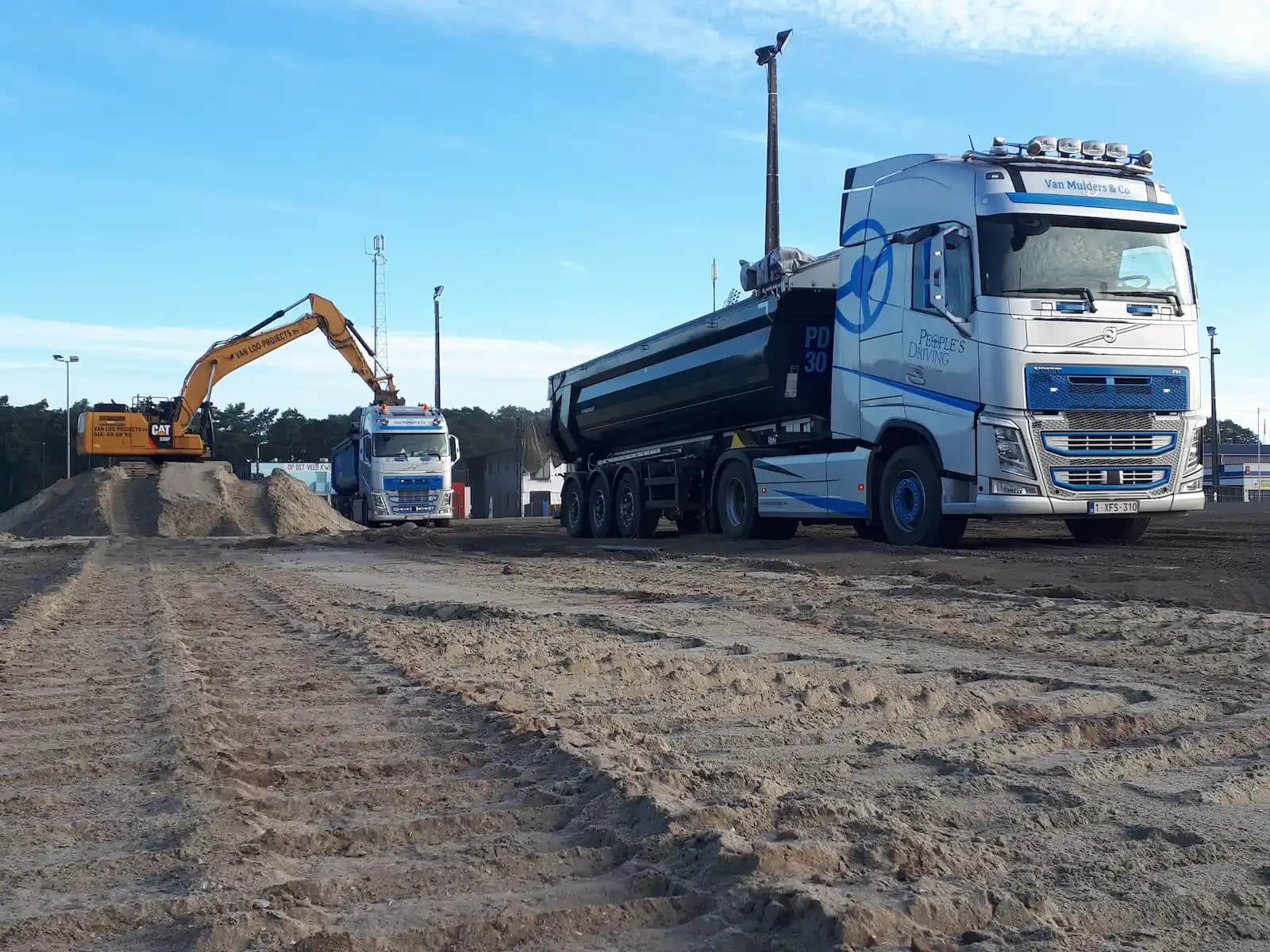 People's Driving voertuigen